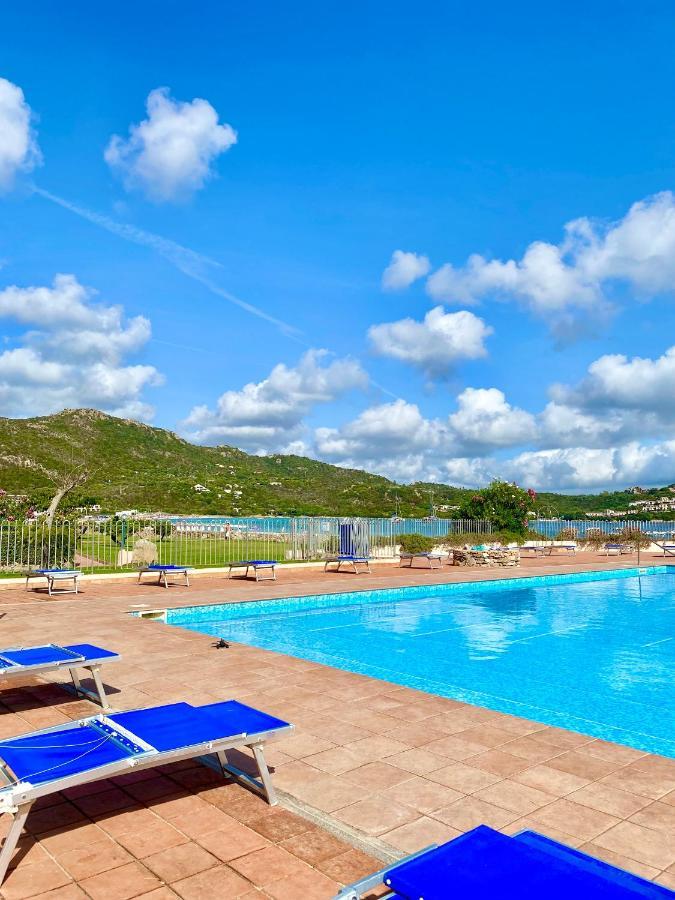 Cala Reale Rooms Marinella Маринела Екстериор снимка