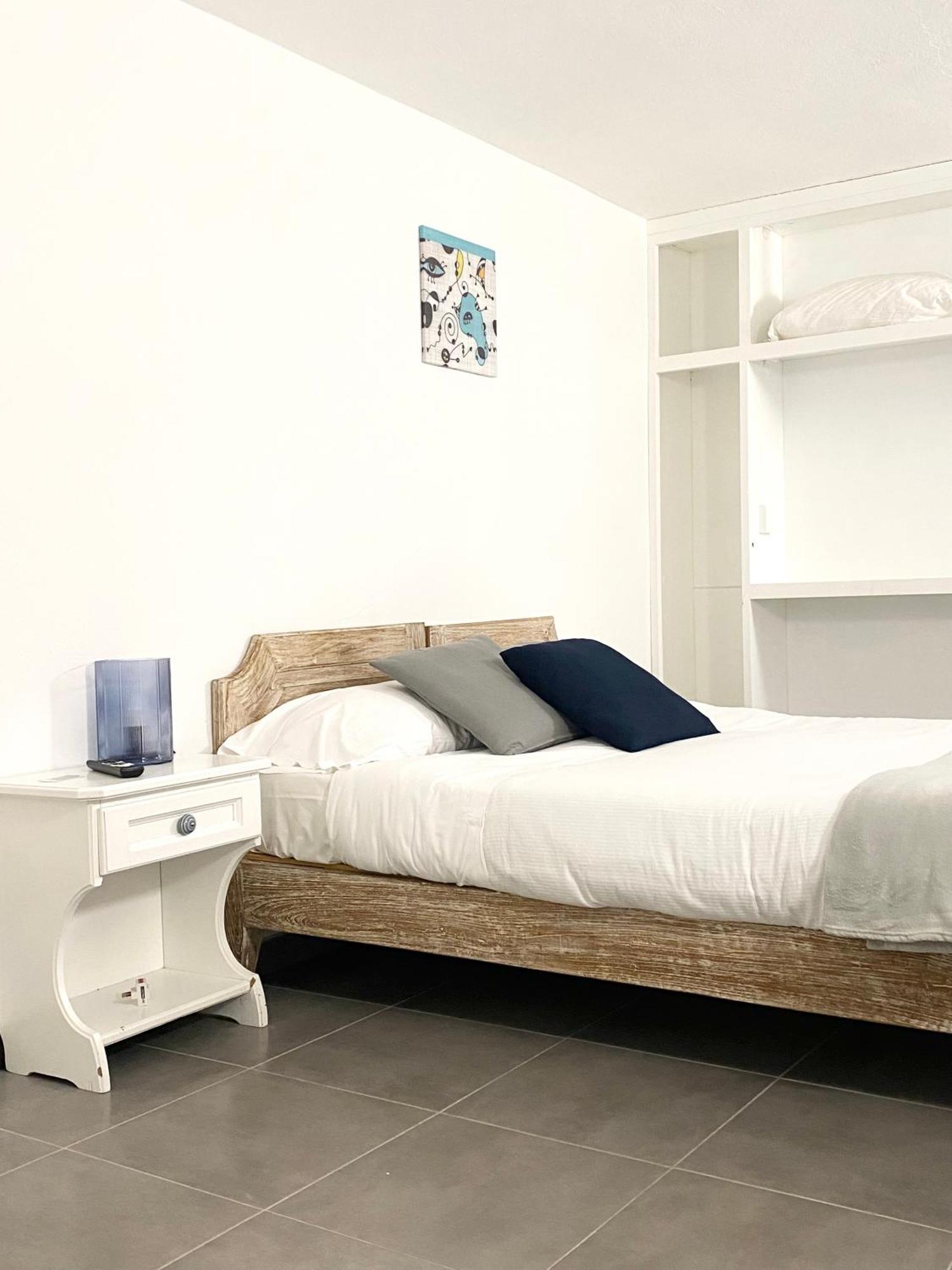 Cala Reale Rooms Marinella Маринела Екстериор снимка