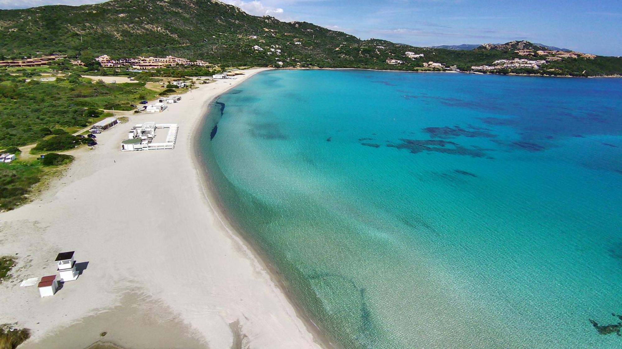 Cala Reale Rooms Marinella Маринела Екстериор снимка